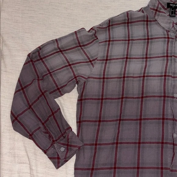 Forever 21 Gray and Red Plaid Shirt Men’s Size Large - Picture 4 of 5